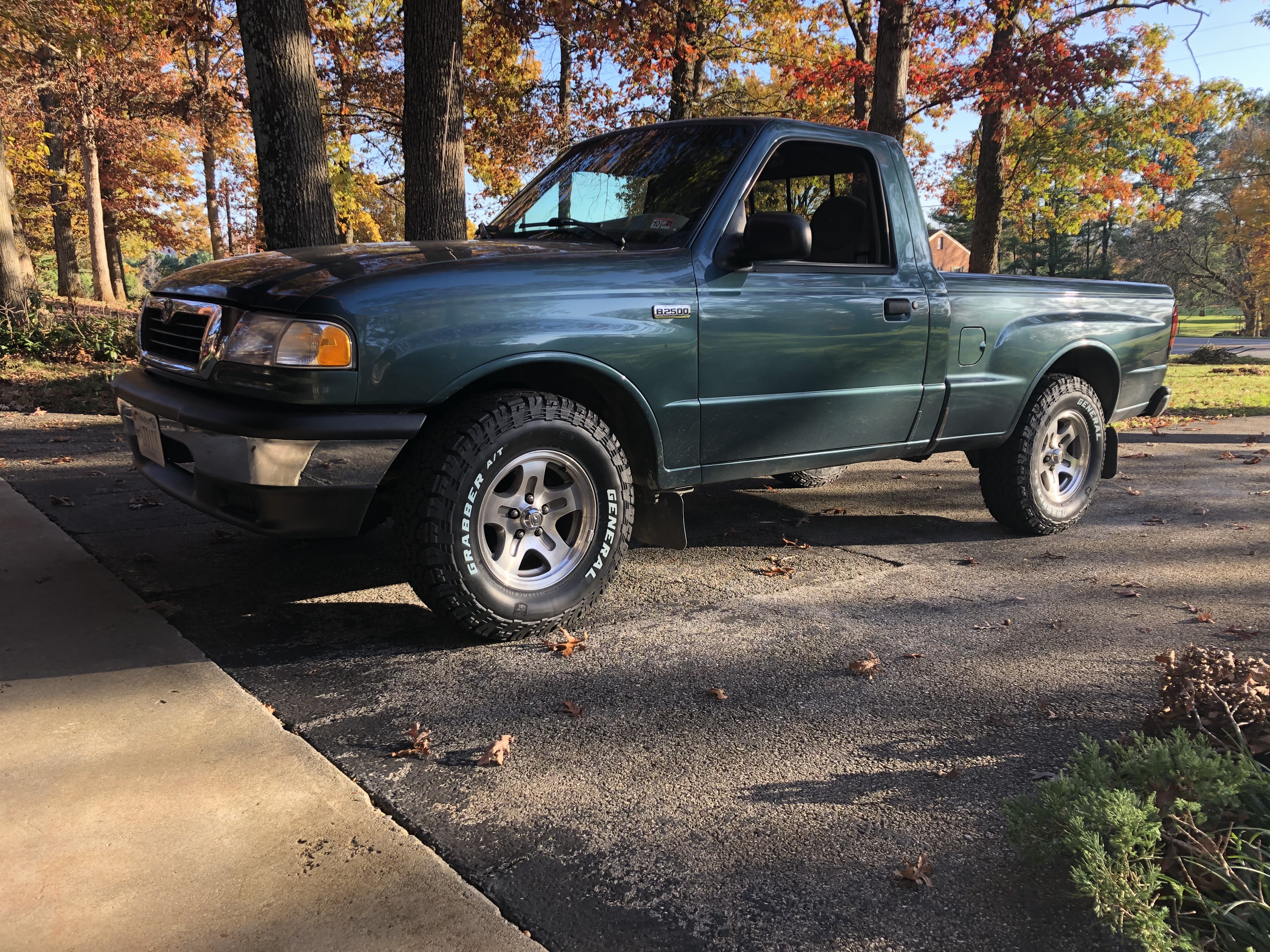 Used 1999 MAZDA B-Series Pickup 2WD Regular Cab B2500 image 1