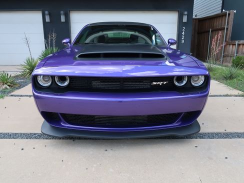 Used 2023 Dodge Challenger SRT Hellcat Redeye RWD image 2