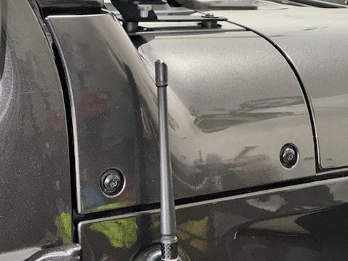 Used 2022 Jeep Wrangler Unlimited Rubicon image 23