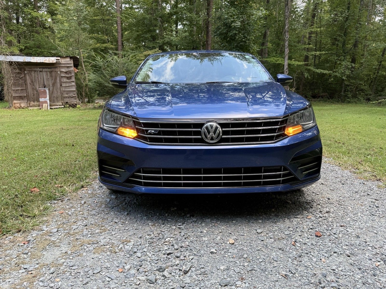 Used 2017 Volkswagen Passat 1.8T R-Line FWD image 6