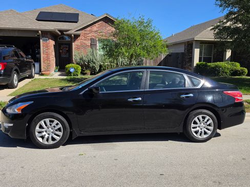 Used 2013 Nissan Altima 2.5 S image 6