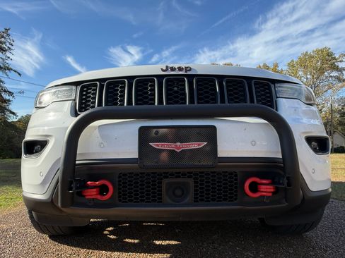 Used 2021 Jeep Grand Cherokee Trailhawk w/ Trailhawk Luxury Group image 11