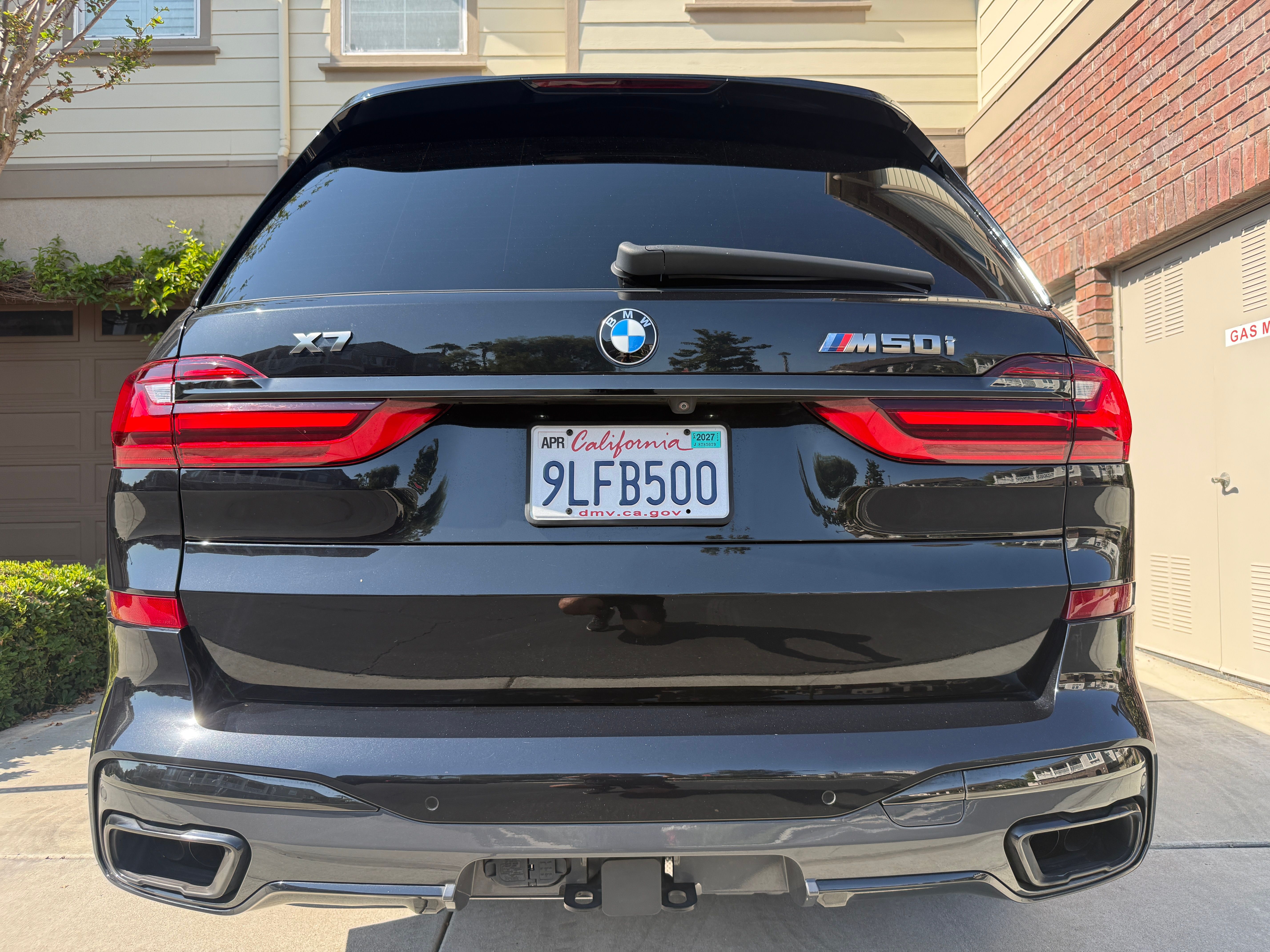 Used 2021 BMW X7 M50i w/ Dynamic Handling Package AWD/4WD image 11