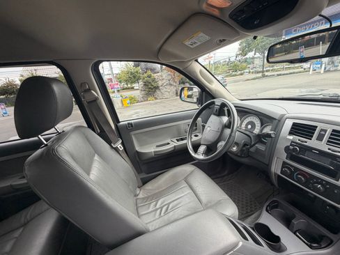 Used 2005 Dodge Dakota Laramie w/ Sport Appearance Group AWD/4WD image 19