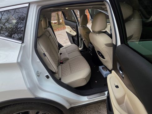 Used 2020 Nissan Murano Platinum w/ Cargo Package image 8