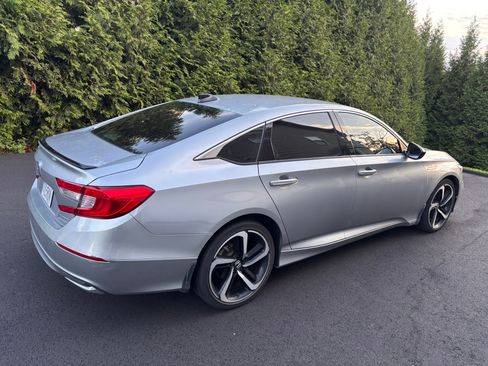 Used 2022 Honda Accord Sport image 14