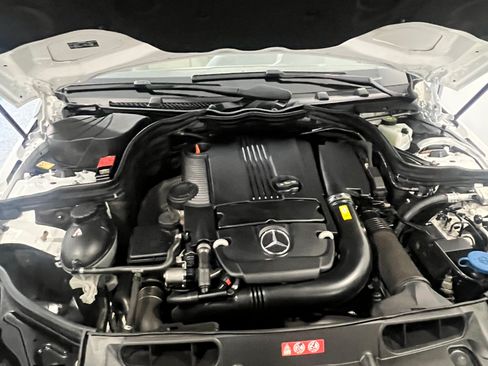 Used 2014 Mercedes-Benz C 250 Sedan image 13