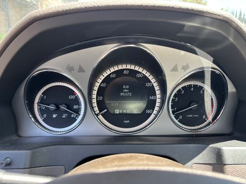 Used 2011 Mercedes-Benz C 300 Sedan image 14