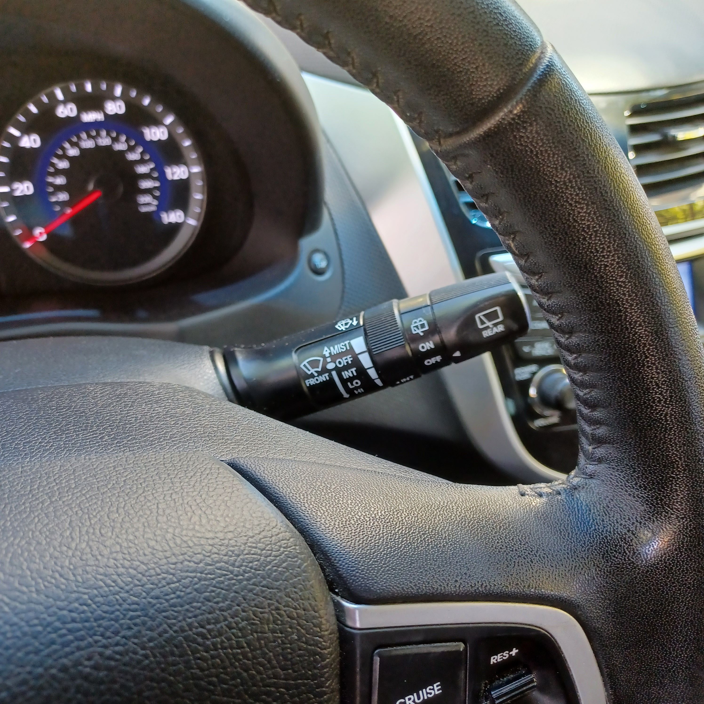 Used 2013 Hyundai Accent SE FWD image 17