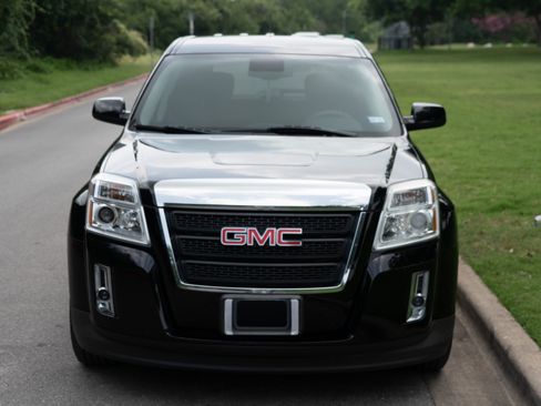 Used 2015 GMC Terrain SLE FWD image 2