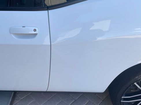 Used 2013 Dodge Challenger SXT image 5