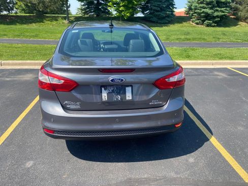 Used 2012 Ford Focus SEL image 4