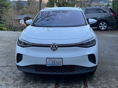 Used 2022 Volkswagen ID.4 Pro image 4