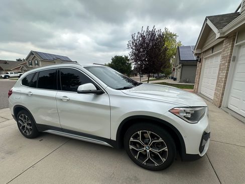 Used 2021 BMW X1 xDrive28i w/ Convenience Package image 4