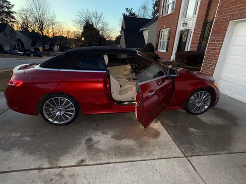 Used 2019 Mercedes-Benz C 300 Cabriolet image 13