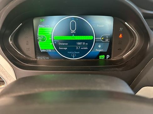 Used 2019 Chevrolet Bolt LT FWD image 15