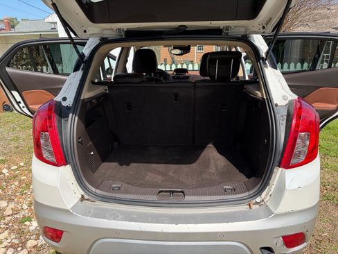 Used 2013 Buick Encore Premium image 10