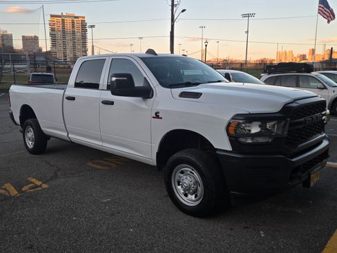 Used 2023 RAM 2500 Tradesman image 1