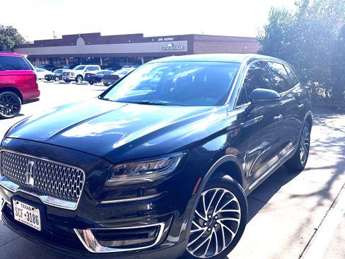 Used 2019 Lincoln Nautilus Reserve image 10