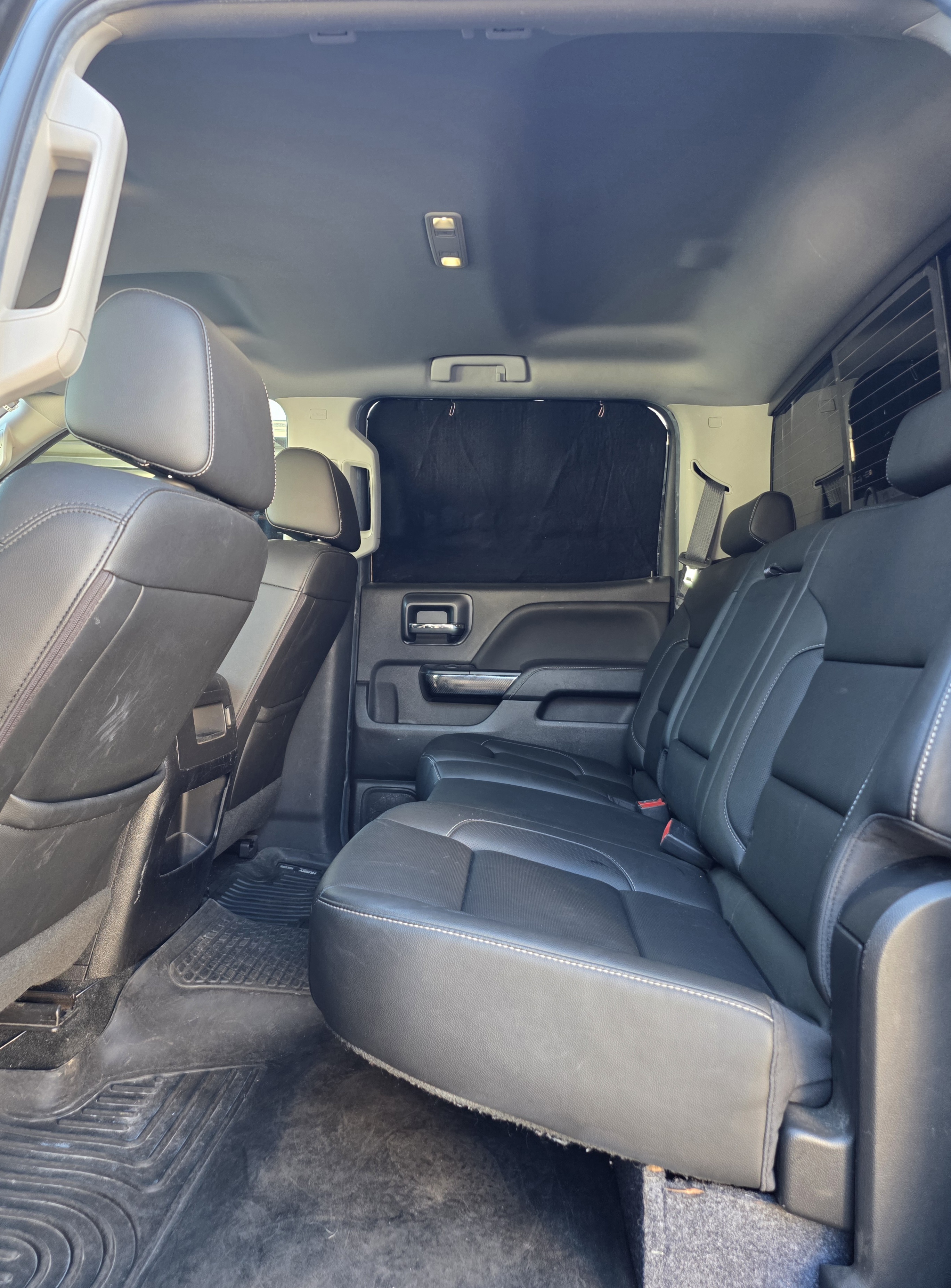 Used 2018 Chevrolet Silverado 1500 LTZ Z71 w/ LTZ Plus Package AWD/4WD image 9