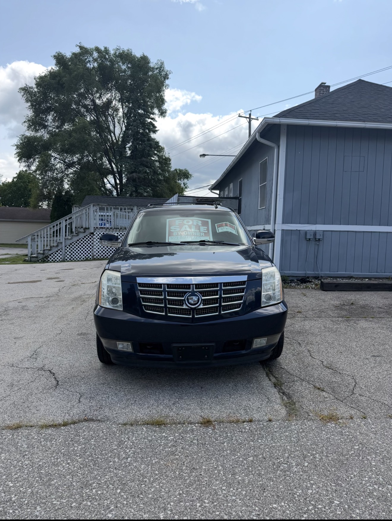 Used 2009 Cadillac Escalade AWD image 11