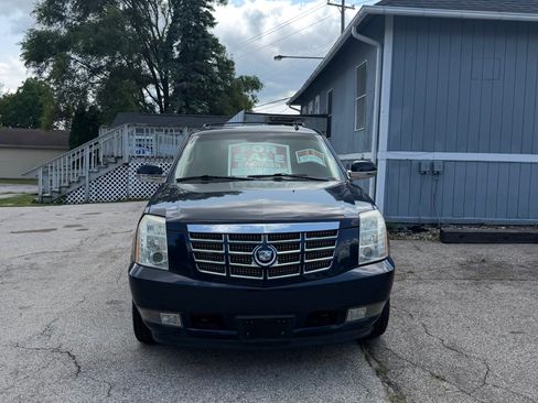 Used 2009 Cadillac Escalade AWD image 11