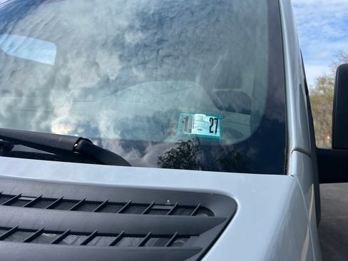 Used 2024 Mercedes-Benz Sprinter 2500 image 8