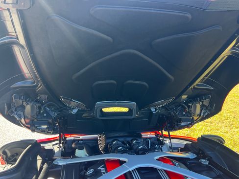 Used 2013 SRT Viper GTS w/ GTS Laguna Interior Pkg image 11