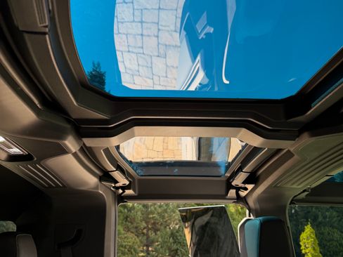 Used 2025 GMC Hummer EV 3X image 9