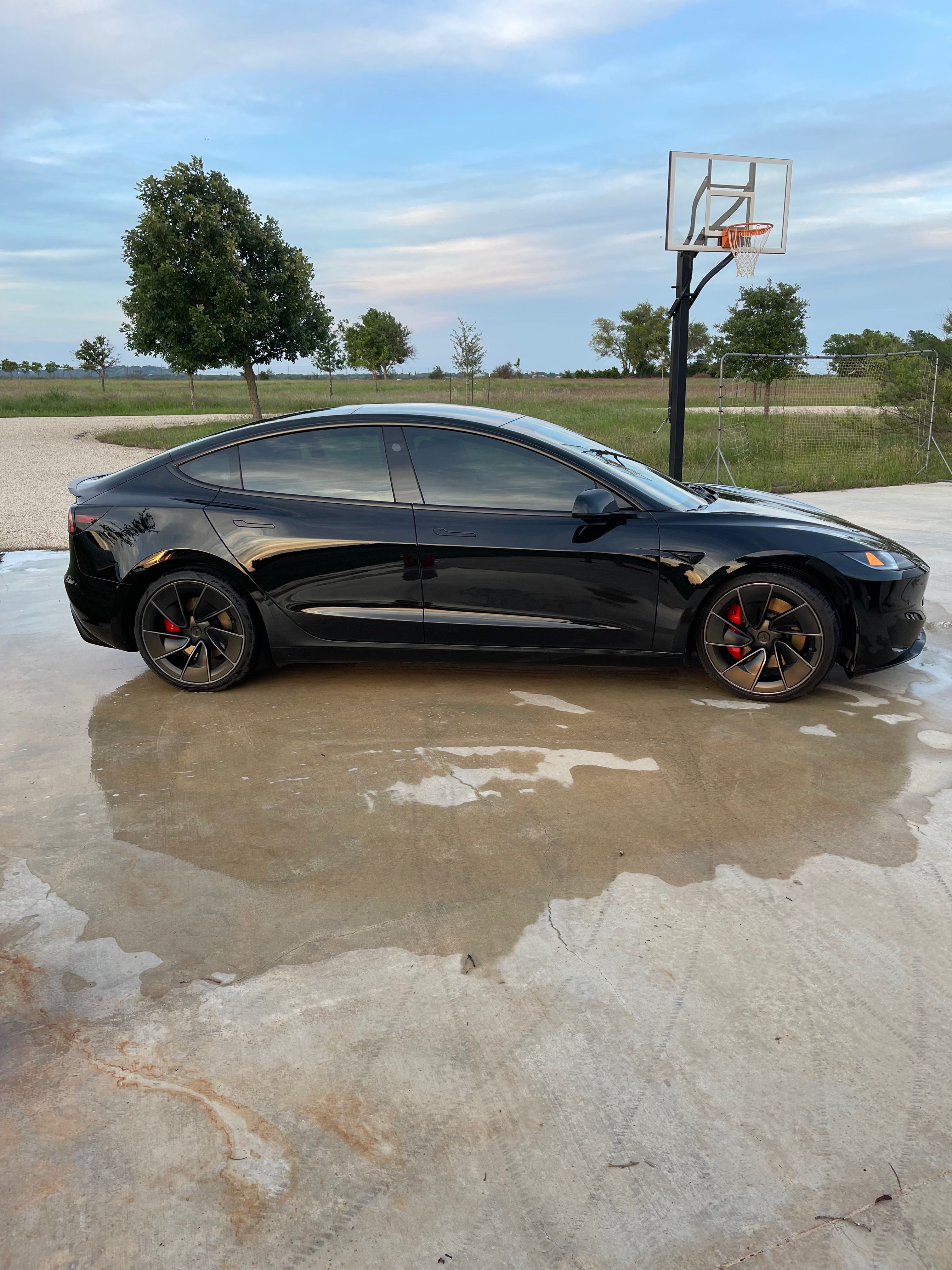 Used 2024 Tesla Model 3 Performance AWD/4WD image 9
