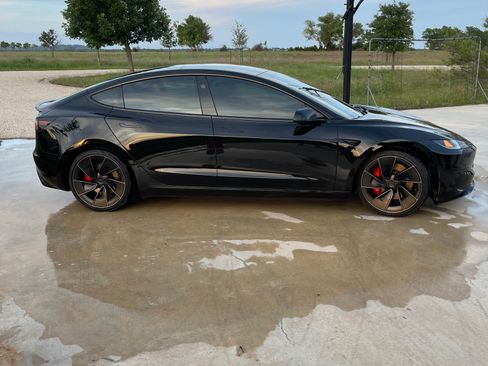 Used 2024 Tesla Model 3 Performance AWD/4WD image 9