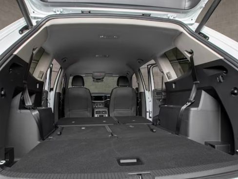 Used 2018 Volkswagen Atlas SE image 5