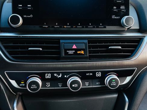 Used 2019 Honda Accord LX image 6