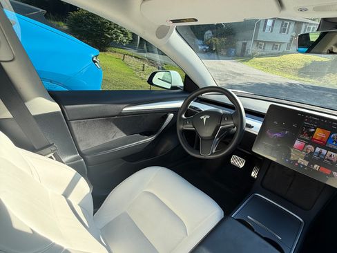 Used 2022 Tesla Model 3 Long Range AWD/4WD image 15