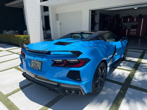 Used 2023 Chevrolet Corvette Stingray Premium Conv w/ Z51 Performance Package RWD image 16