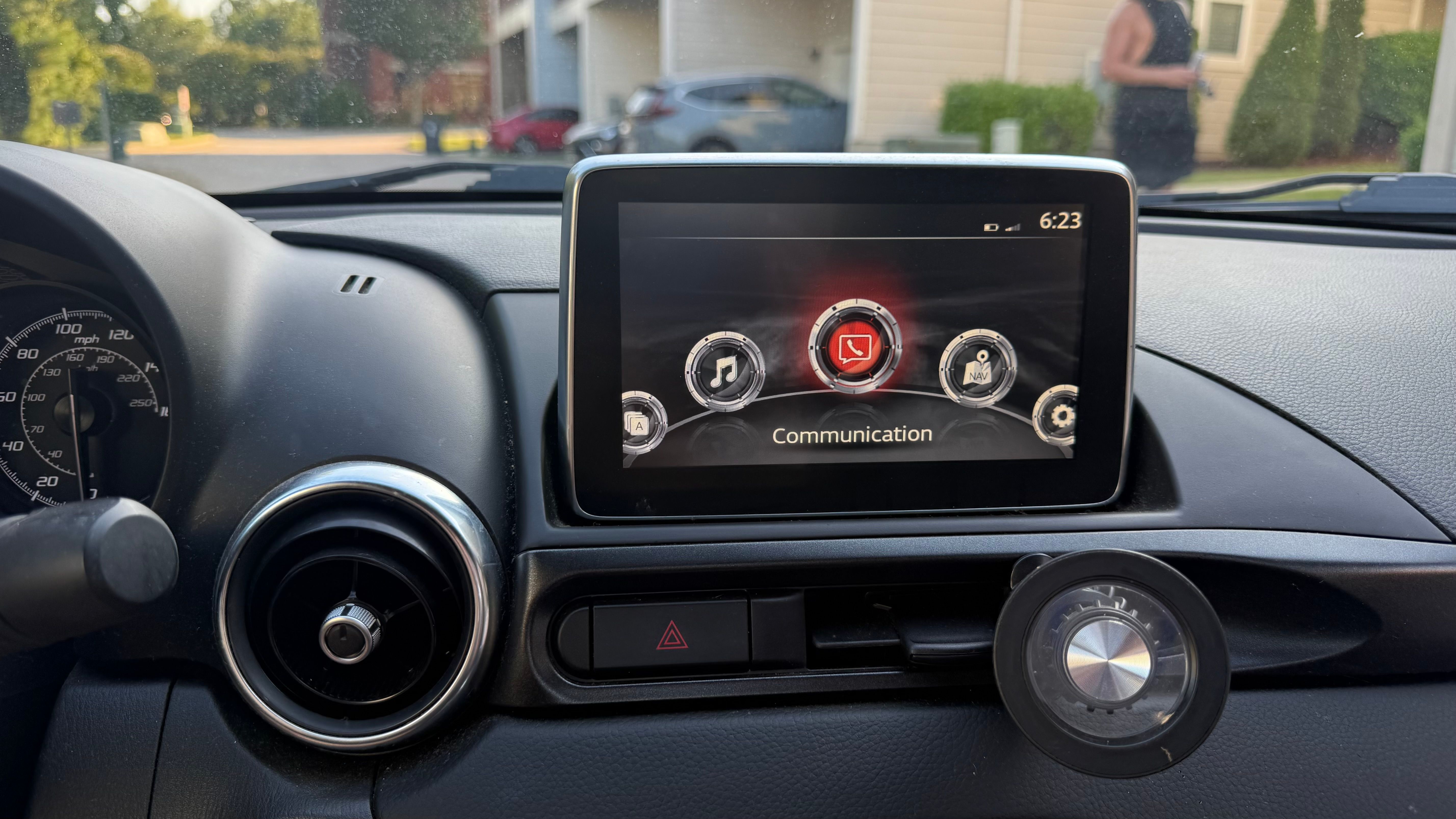 Used 2020 FIAT 124 Spider Abarth w/ Convenience Group RWD image 9