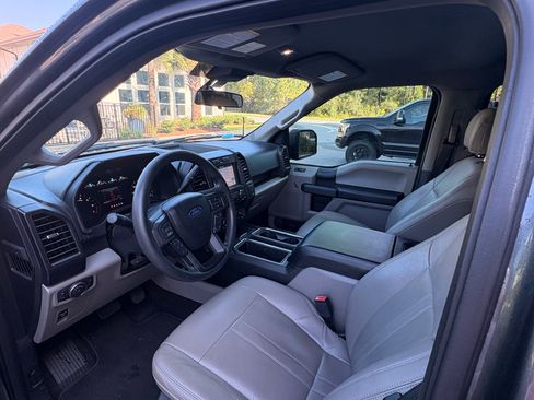 Used 2019 Ford F150 XL w/ Equipment Group 101A Mid AWD/4WD image 14
