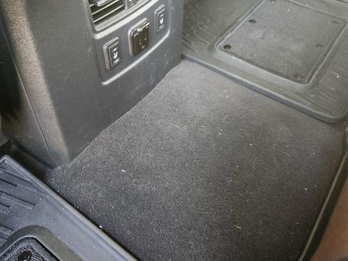 Used 2017 Nissan Titan Platinum Reserve image 9