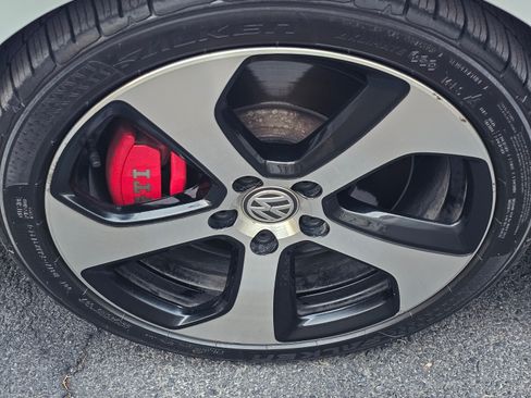 Used 2017 Volkswagen GTI Autobahn image 10