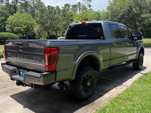 Used 2022 Ford F250 Lariat w/ Tremor Off-Road Package AWD/4WD image 10