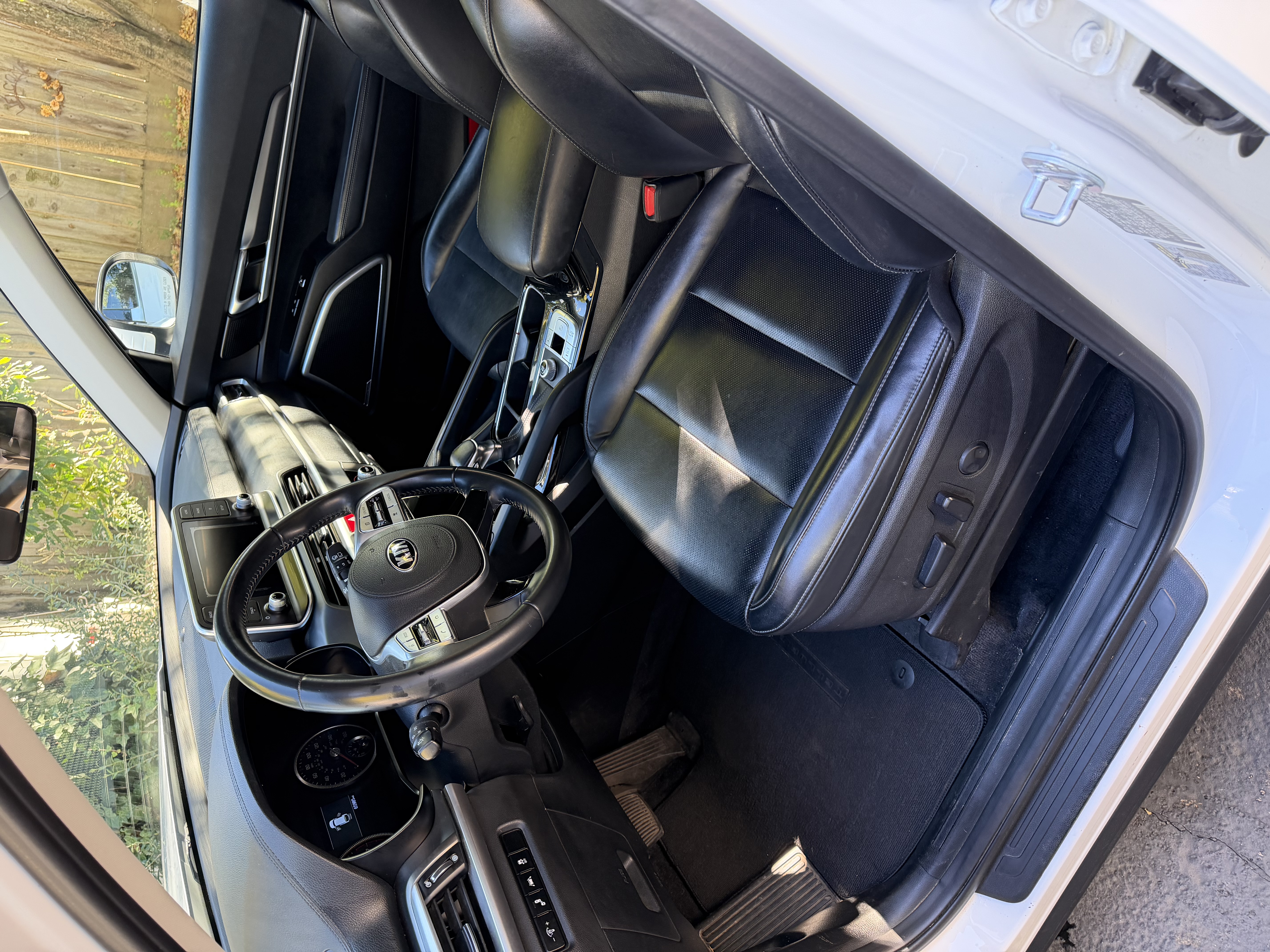 Used 2020 Kia Telluride S w/ S 8 Passenger Seating Package FWD image 11
