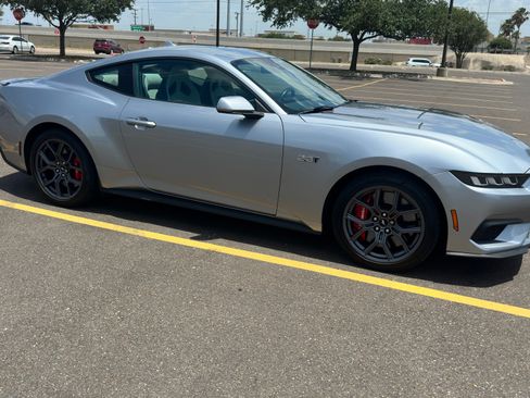 Used 2024 Ford Mustang Premium w/ 2.3L High Performance Package image 2