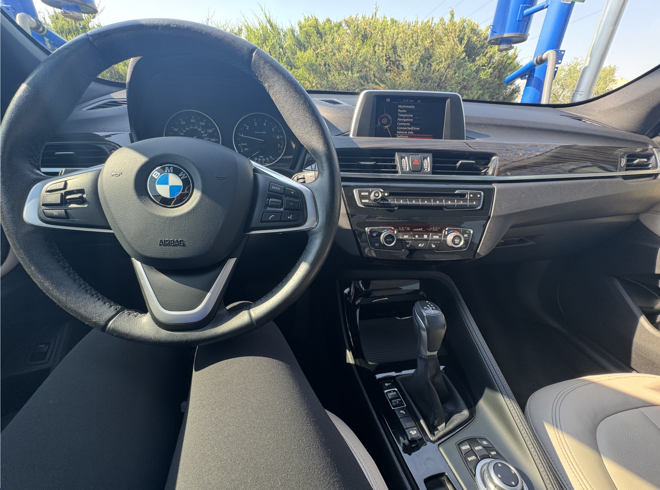 Used 2016 BMW X1 xDrive28i AWD/4WD image 10