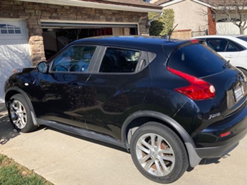 Used 2011 Nissan Juke SL image 4