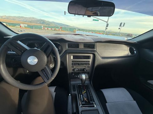 Used 2012 Ford Mustang Coupe 2D image 2