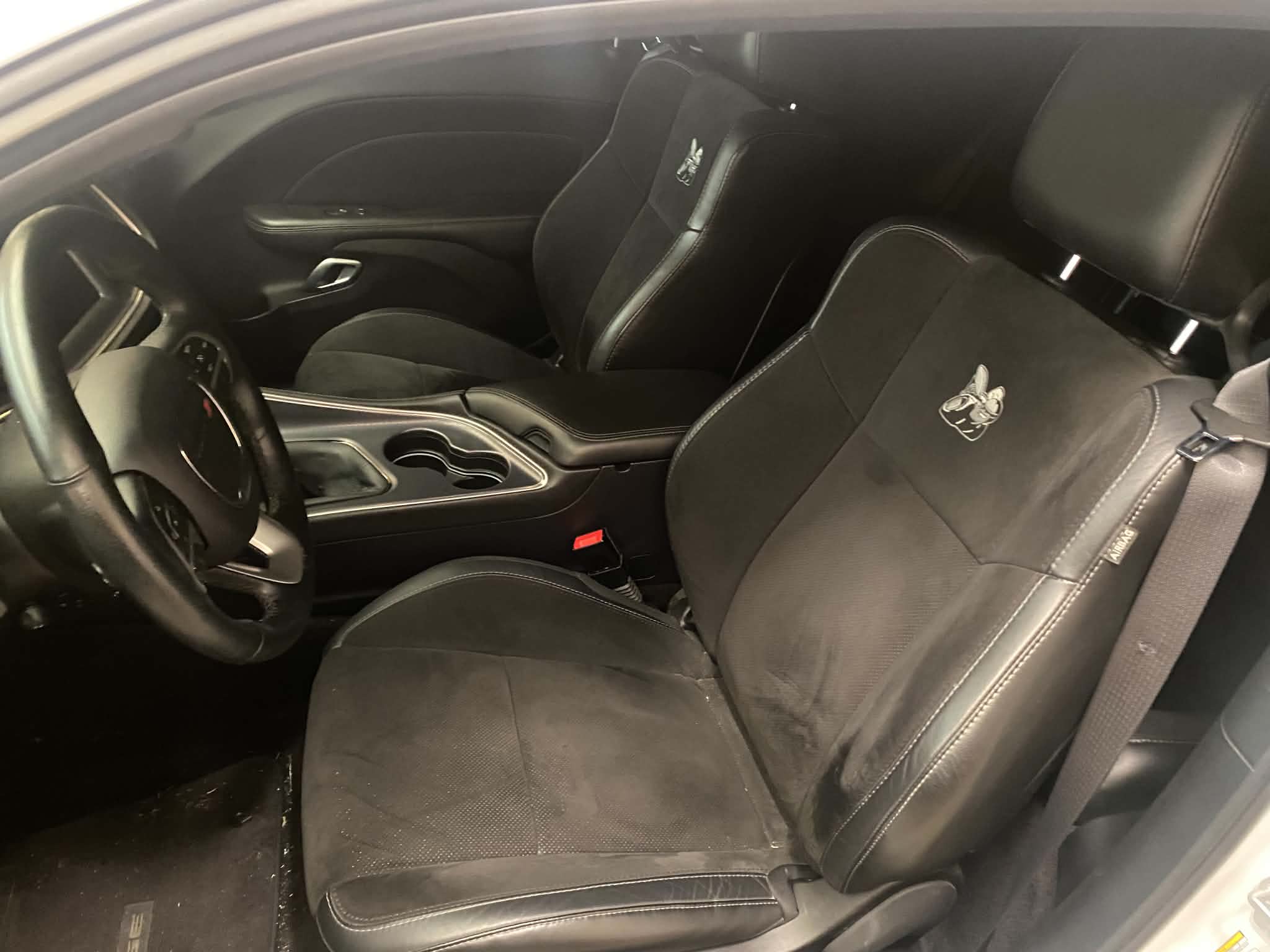 Used 2016 Dodge Challenger R/T Scat Pack w/ Leather Interior Group RWD image 14