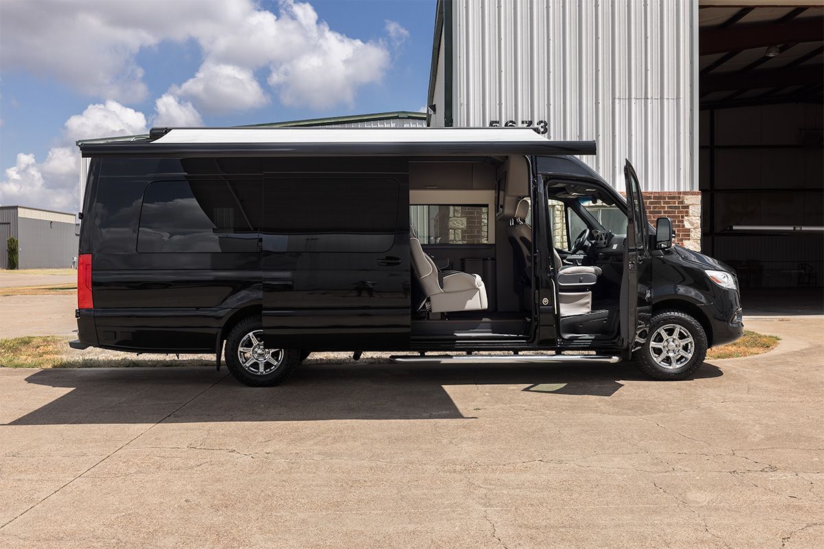 Used 2019 Mercedes-Benz Sprinter 170 image 4