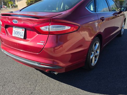 Used 2013 Ford Fusion SE image 4