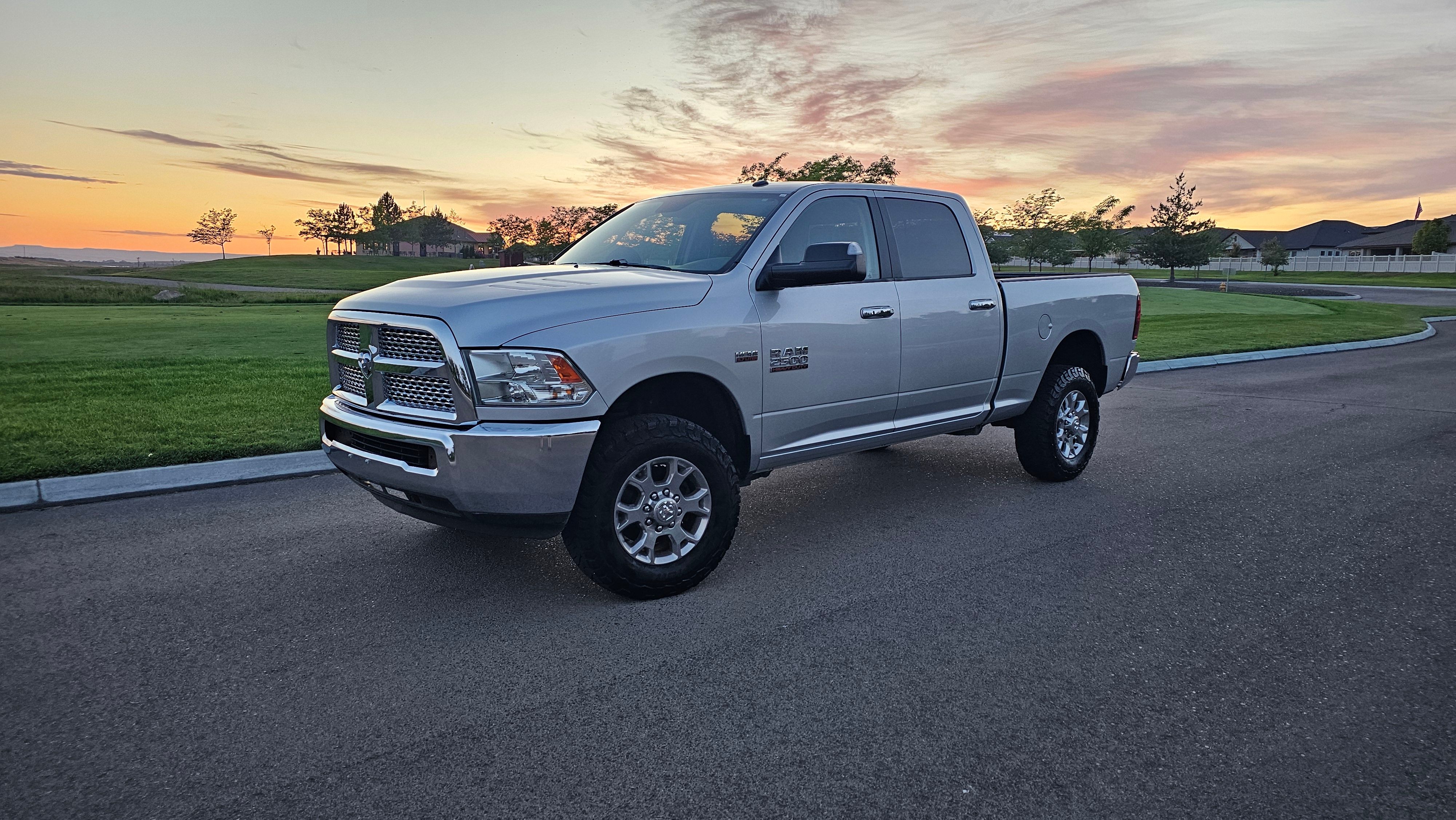 Used 2016 RAM 2500 SLT AWD/4WD image 1