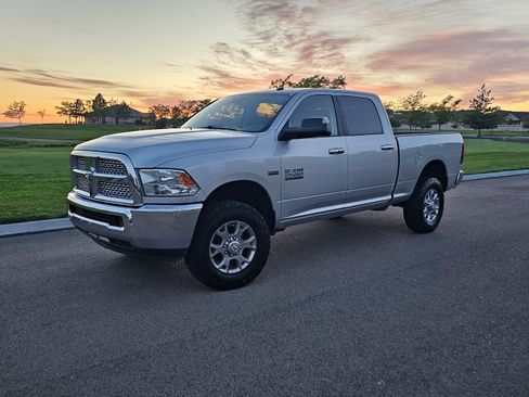 Used 2016 RAM 2500 SLT AWD/4WD image 1
